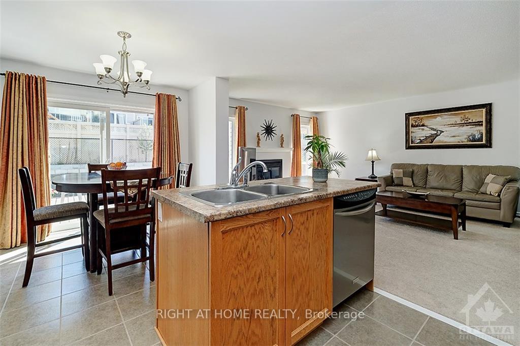 Photo 14 of 849 Clearbrook Drive, Ottawa, Barrhaven - Strandherd — HOMEH