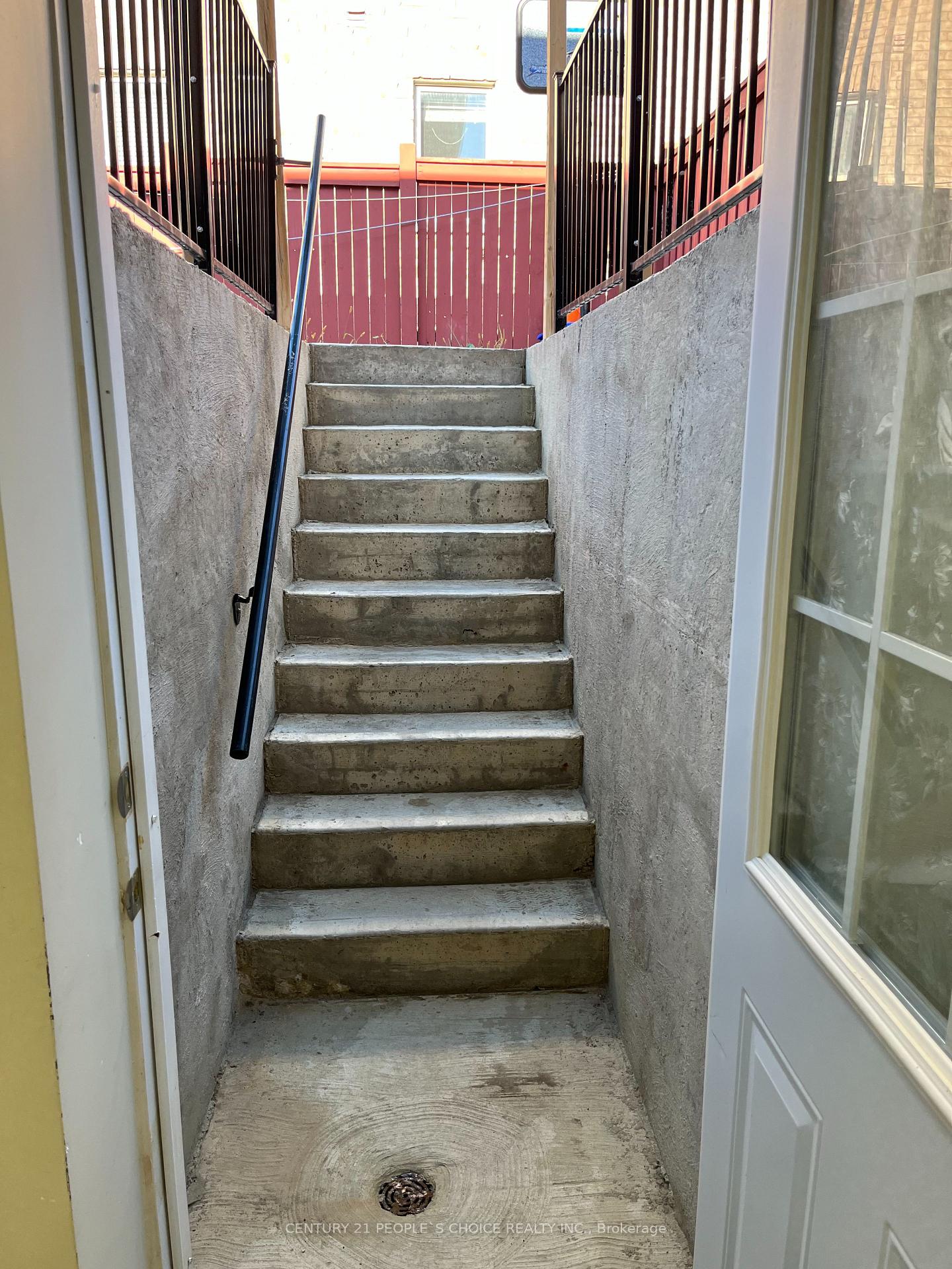 Photo 4 of Unit Bsmt, 14 Bersan Terrace, Brampton, Bram East — HOMEH