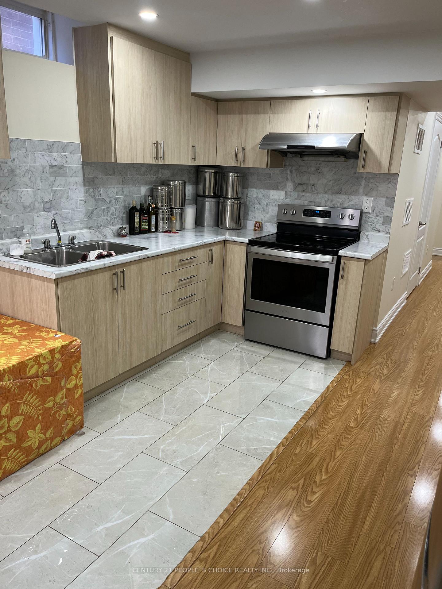 Photo 7 of Unit Bsmt, 14 Bersan Terrace, Brampton, Bram East — HOMEH