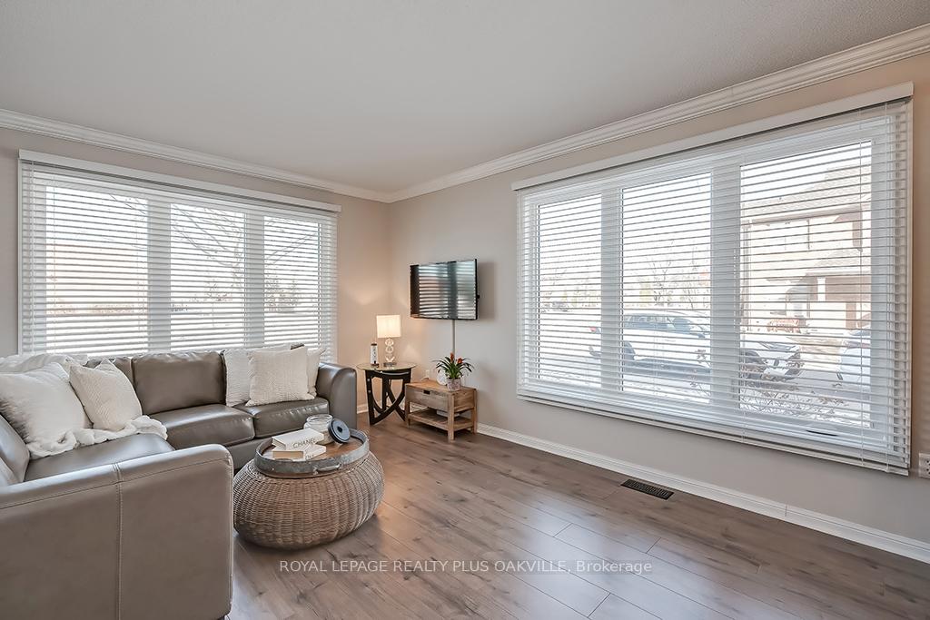 Photo 6 of 2234 Shadetree Avenue, Burlington, Orchard — HOMEH