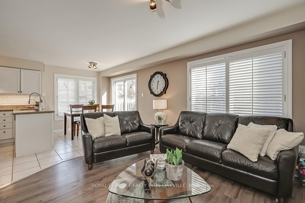 Photo 11 of 2234 Shadetree Avenue, Burlington, Orchard — HOMEH