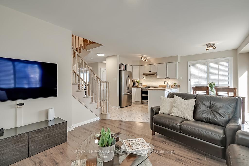 Photo 13 of 2234 Shadetree Avenue, Burlington, Orchard — HOMEH