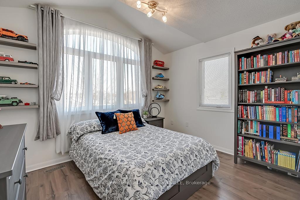 Photo 18 of 2234 Shadetree Avenue, Burlington, Orchard — HOMEH