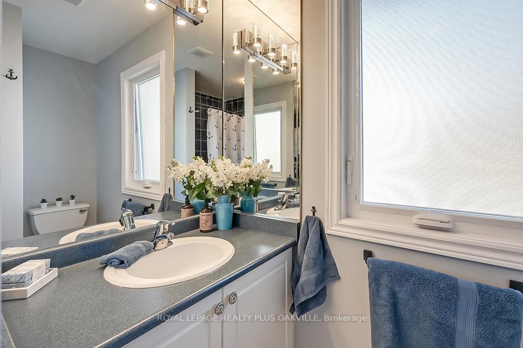 Photo 19 of 2234 Shadetree Avenue, Burlington, Orchard — HOMEH