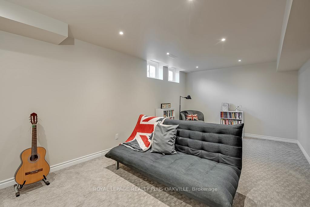 Photo 23 of 2234 Shadetree Avenue, Burlington, Orchard — HOMEH