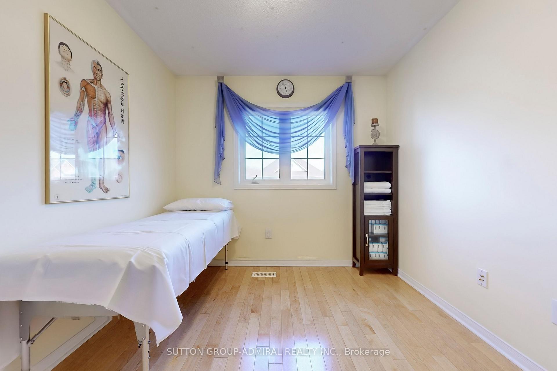 Photo 24 of 23 Warbler Avenue, Vaughan, Patterson — HOMEH