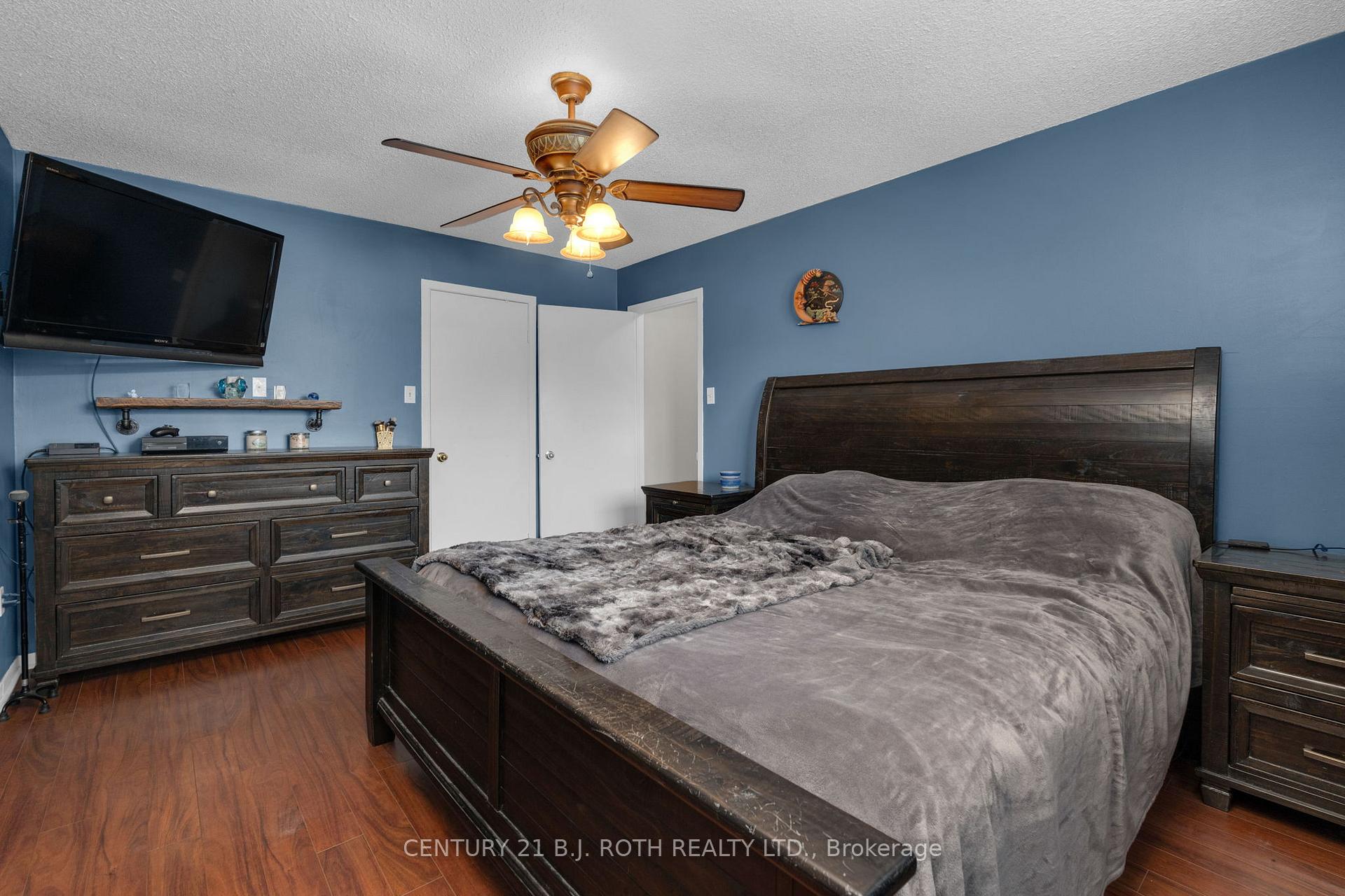 Photo 8 of 25 Elizabeth Street, Barrie, Ardagh — HOMEH