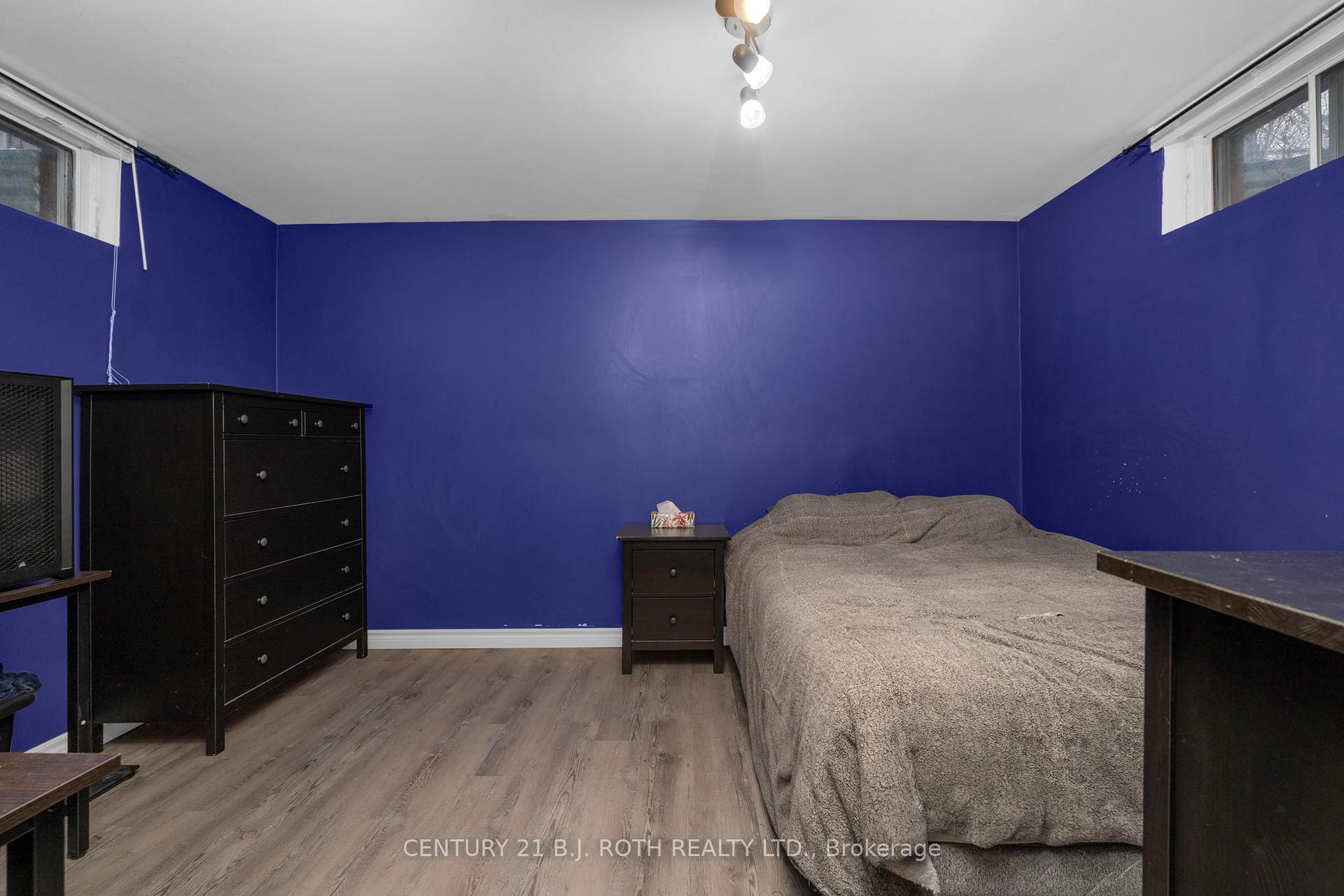 Photo 17 of 25 Elizabeth Street, Barrie, Ardagh — HOMEH
