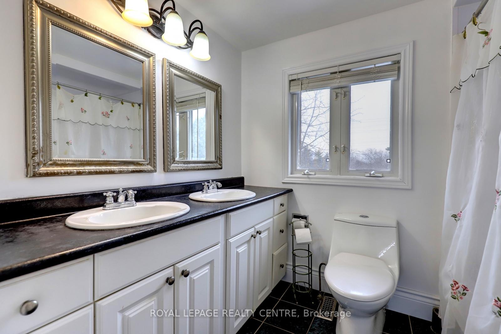 Photo 24 of 3200 Hazelwood Avenue, Burlington, Headon — HOMEH