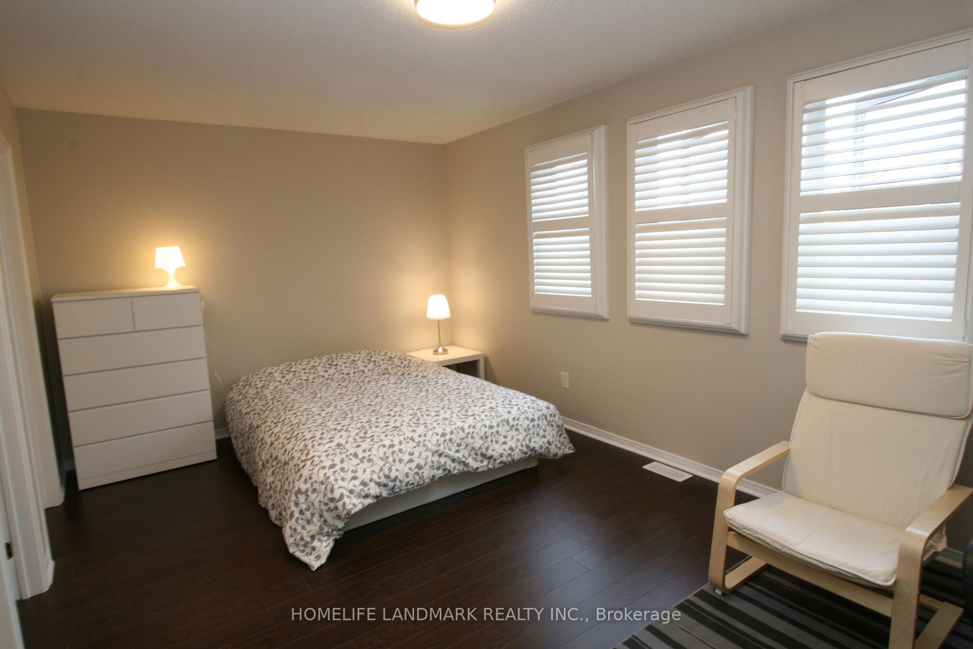 Photo 5 of 131 Roseborough Crescent, Vaughan, Uplands — HOMEH