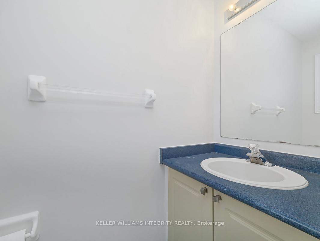 Photo 11 of 19 Armagh Way, Ottawa, Barrhaven - Longfields — HOMEH