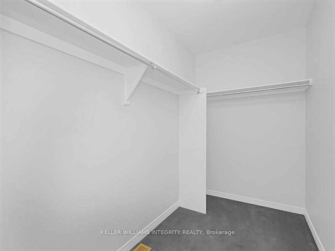 Photo 15 of 19 Armagh Way, Ottawa, Barrhaven - Longfields — HOMEH