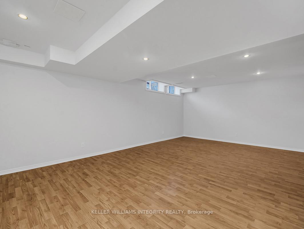 Photo 21 of 19 Armagh Way, Ottawa, Barrhaven - Longfields — HOMEH