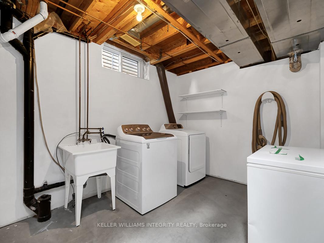 Photo 22 of 19 Armagh Way, Ottawa, Barrhaven - Longfields — HOMEH