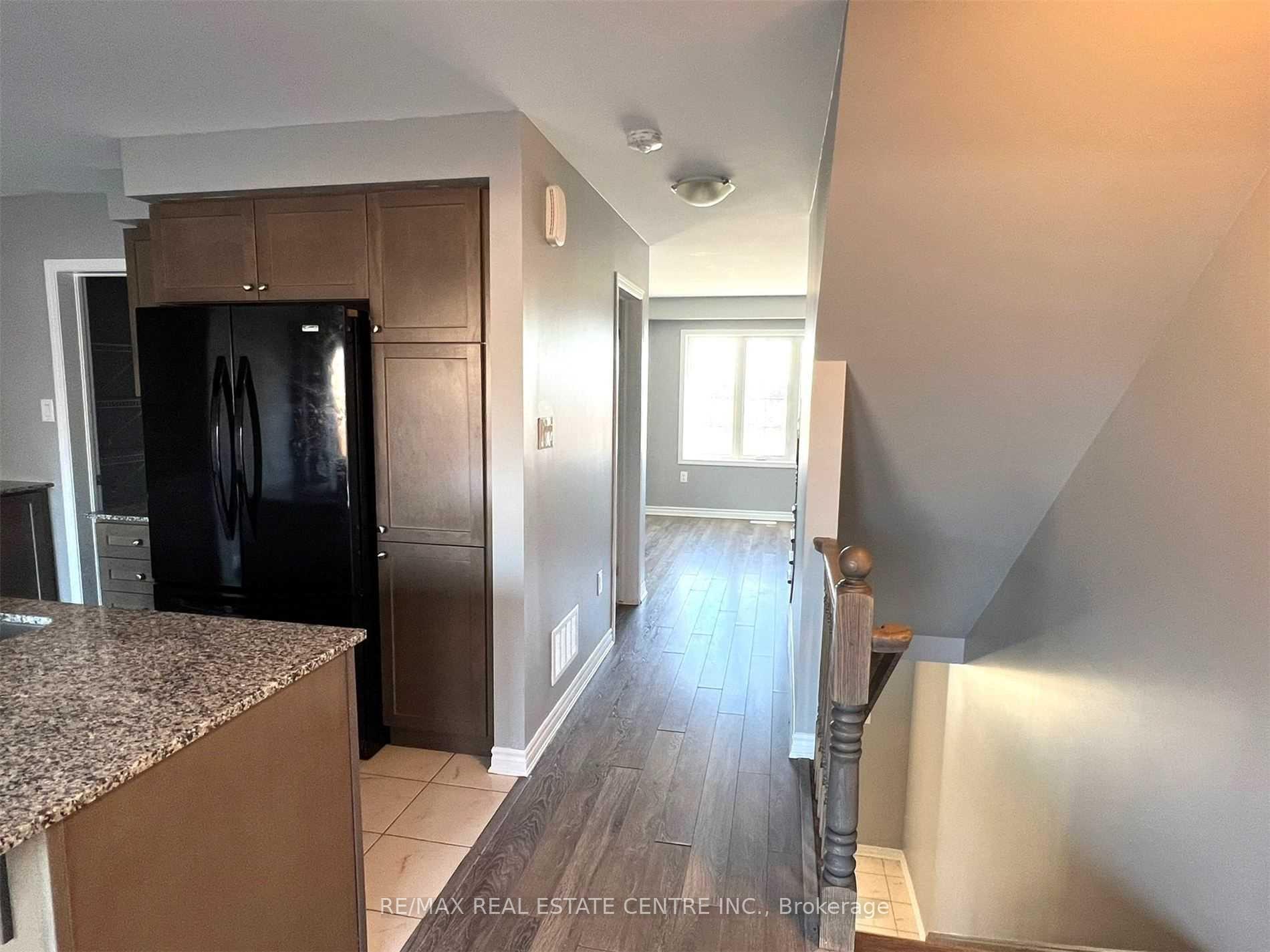 Photo 6 of 462 Remembrance Road, Brampton, Northwest Brampton — HOMEH