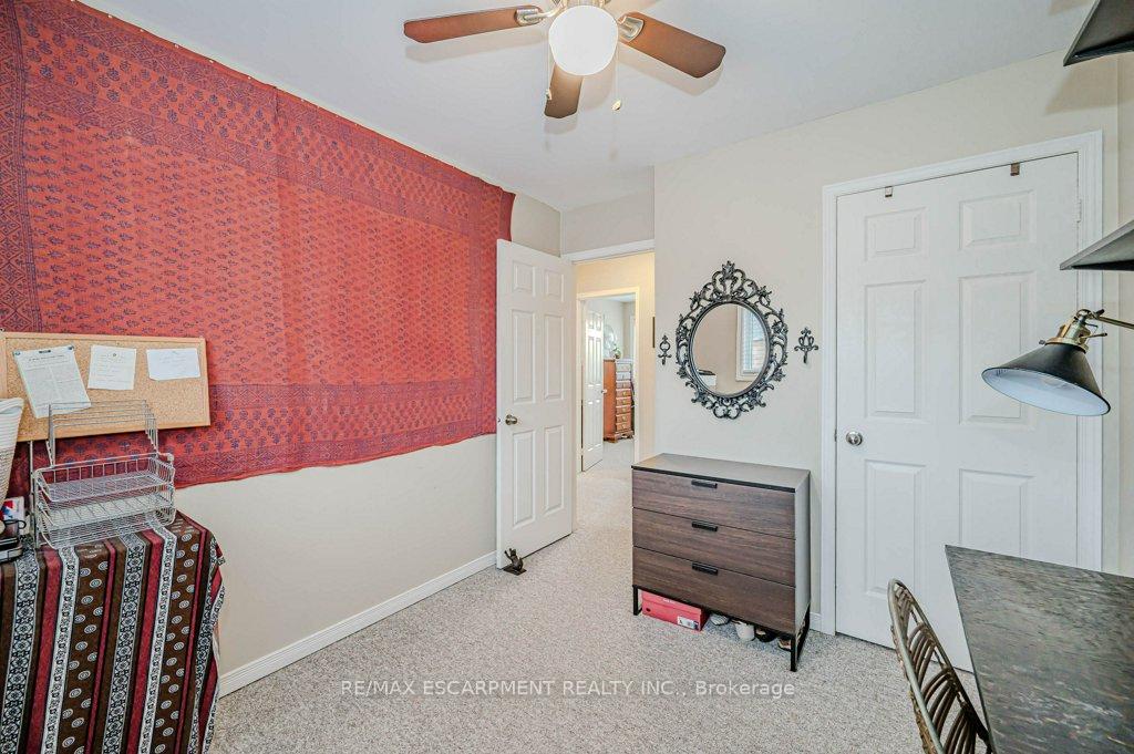 Photo 17 of 633 Amelia Crescent, Burlington, Appleby — HOMEH