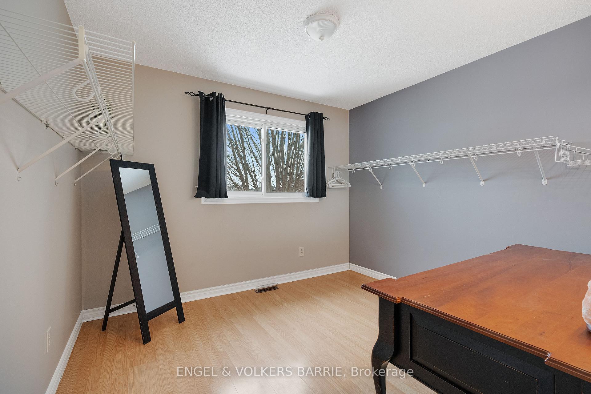 Photo 19 of 30 Garden Drive, Barrie, Allandale Heights — HOMEH