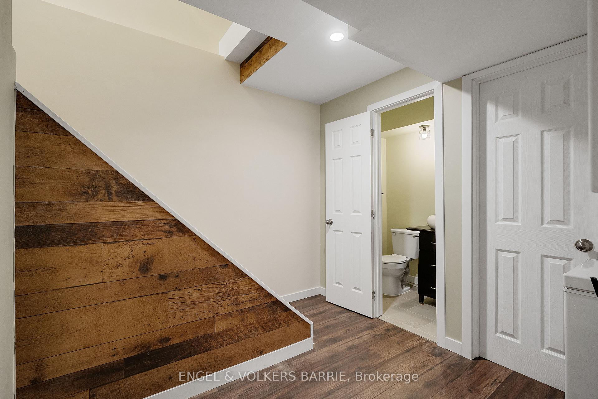 Photo 24 of 30 Garden Drive, Barrie, Allandale Heights — HOMEH