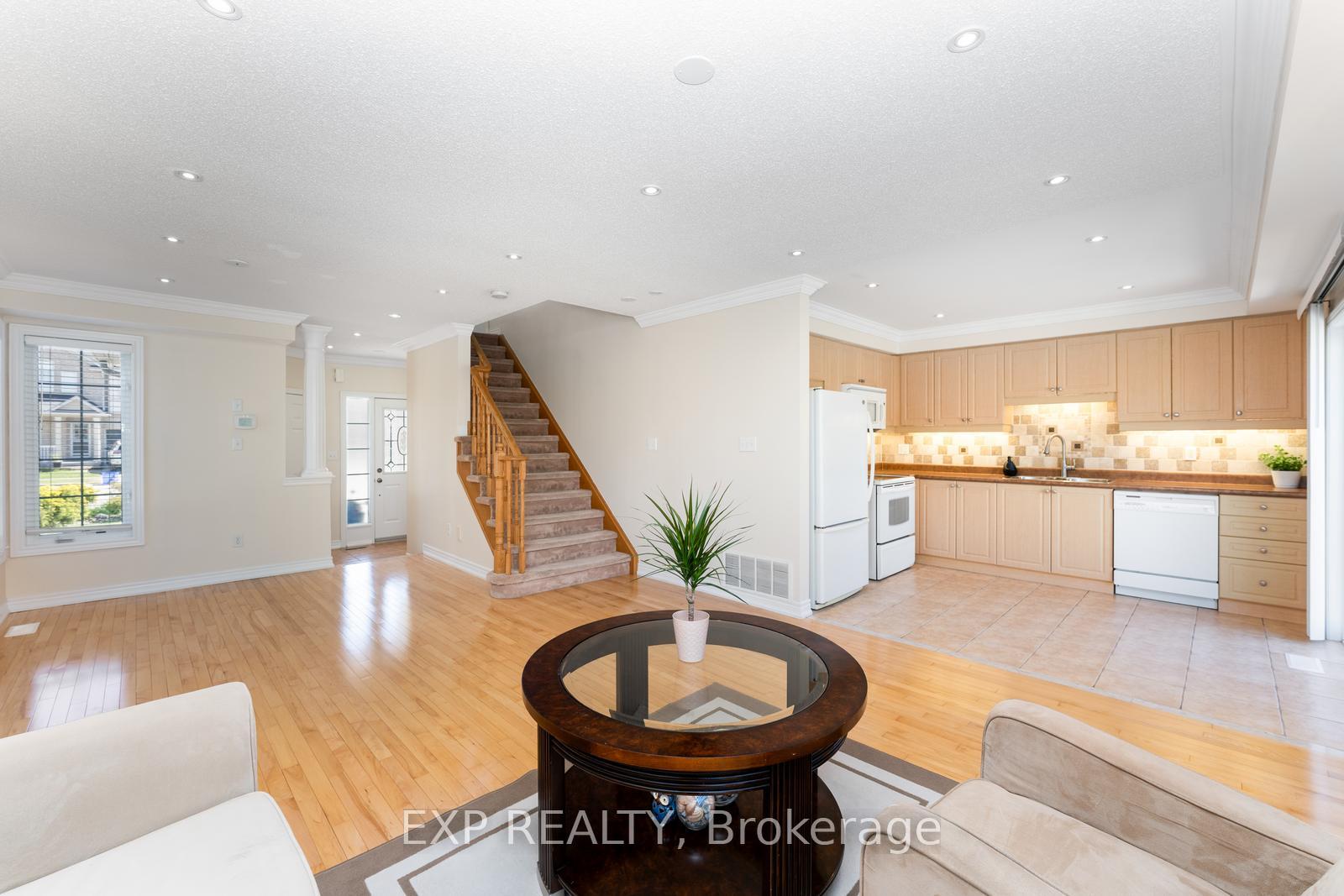 Photo 7 of 2168 Sutton Drive, Burlington, Orchard — HOMEH