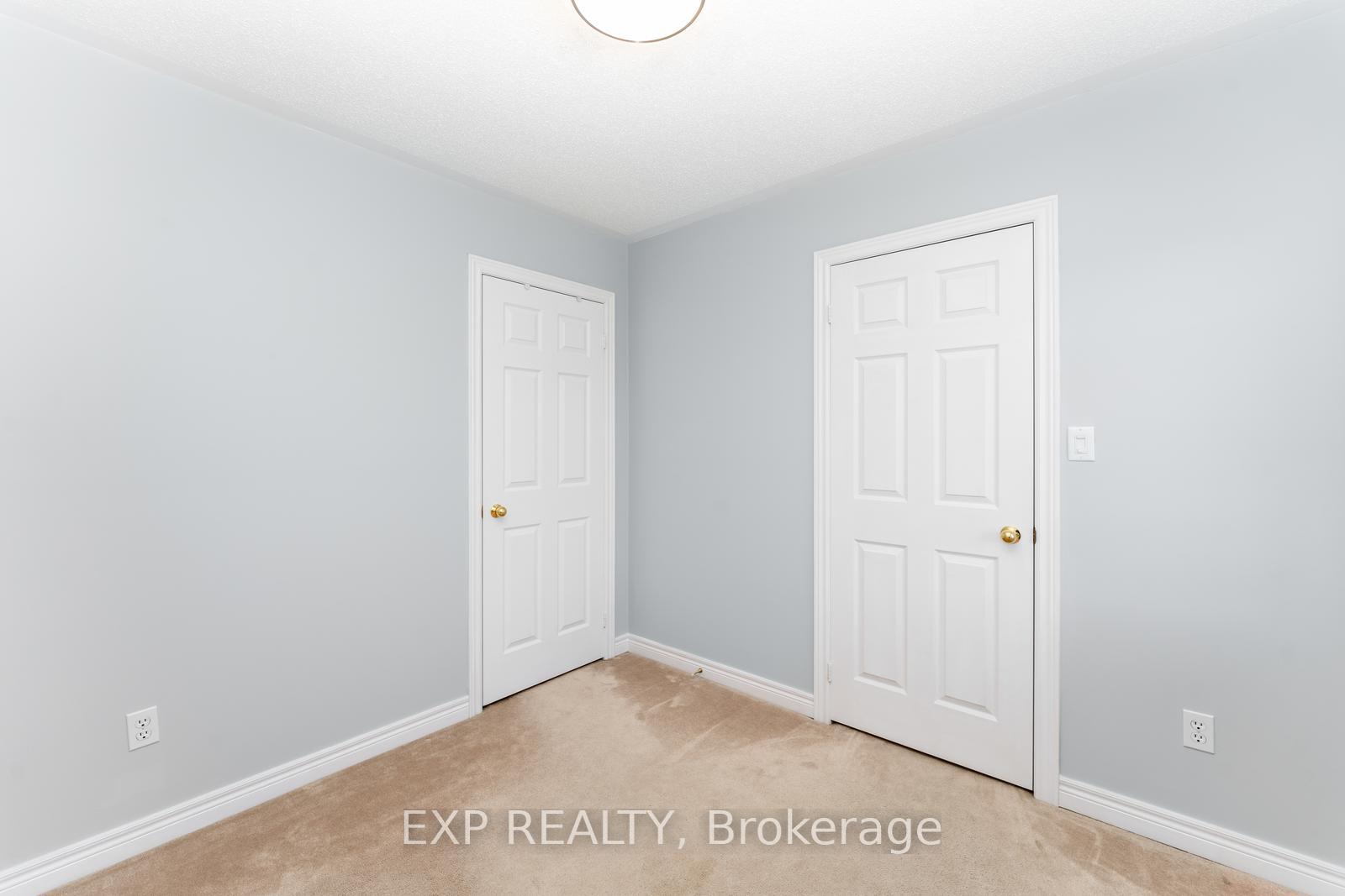 Photo 15 of 2168 Sutton Drive, Burlington, Orchard — HOMEH