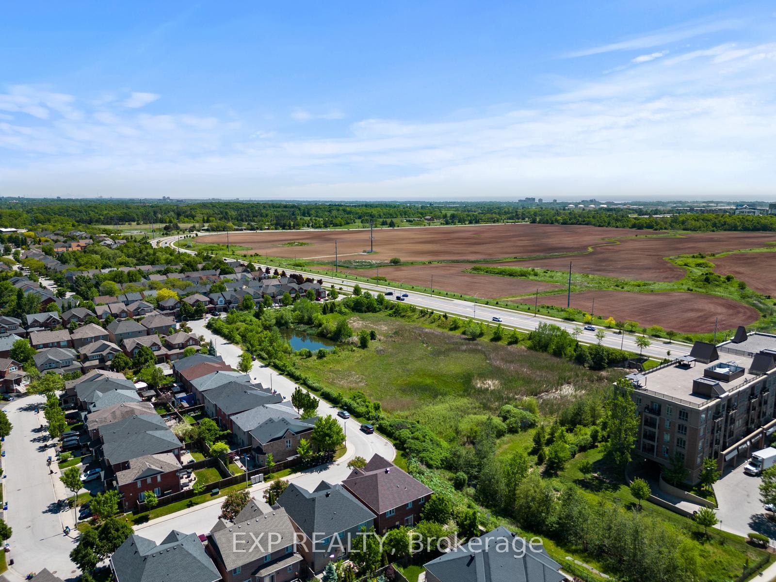 Photo 40 of 2168 Sutton Drive, Burlington, Orchard — HOMEH