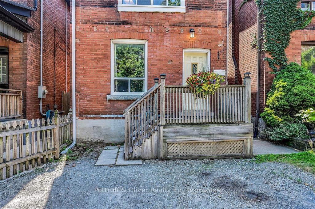 Photo 3 of 49 East Bend Avenue S, Hamilton, Crown Point — HOMEH