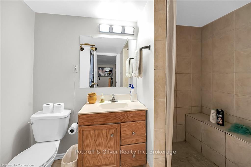 Photo 37 of 49 East Bend Avenue S, Hamilton, Crown Point — HOMEH