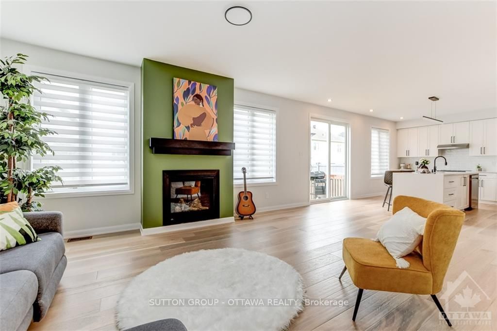 Photo 10 of 726 Cappamore Drive, Ottawa, Barrhaven - Half Moon Bay — HOMEH