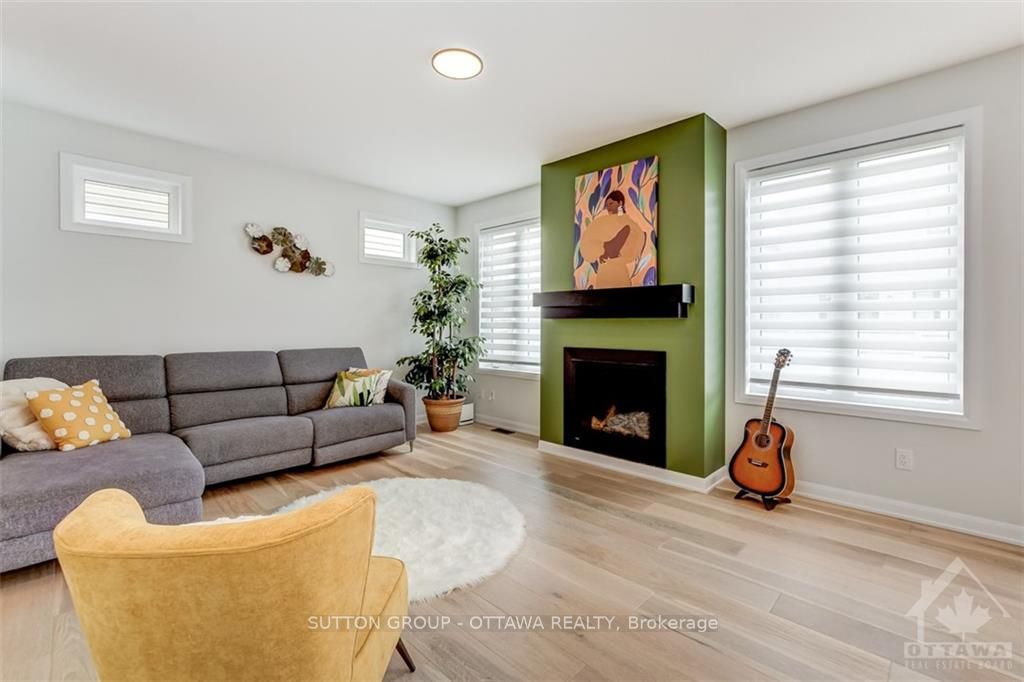 Photo 11 of 726 Cappamore Drive, Ottawa, Barrhaven - Half Moon Bay — HOMEH