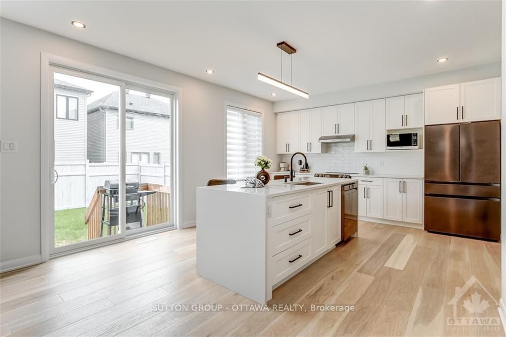 Photo 13 of 726 Cappamore Drive, Ottawa, Barrhaven - Half Moon Bay — HOMEH