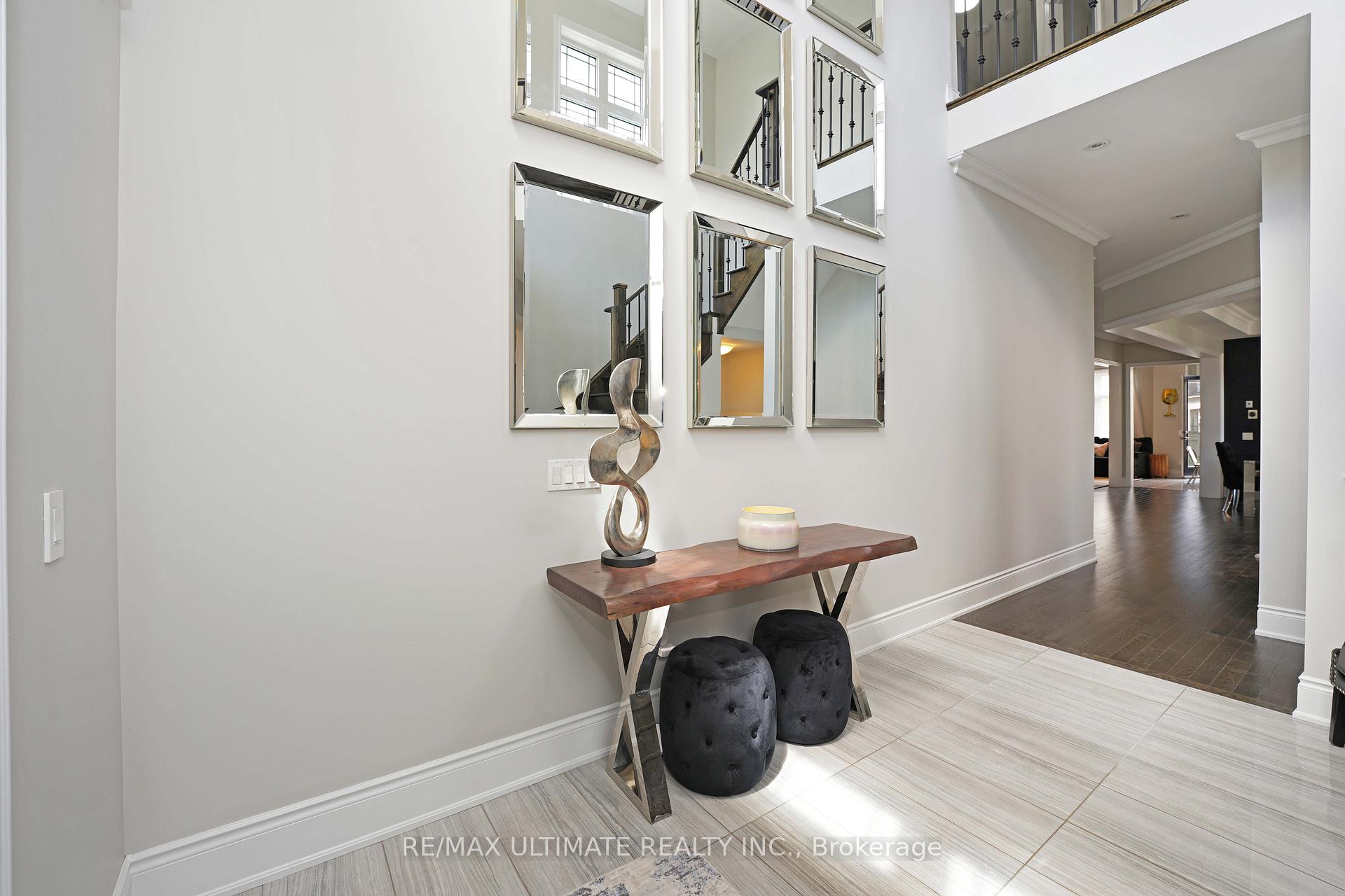 Photo 12 of 143 Dunrobin Crescent, Vaughan, Kleinburg — HOMEH