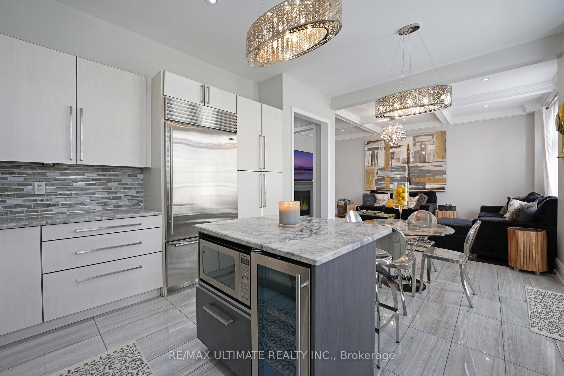 Photo 23 of 143 Dunrobin Crescent, Vaughan, Kleinburg — HOMEH