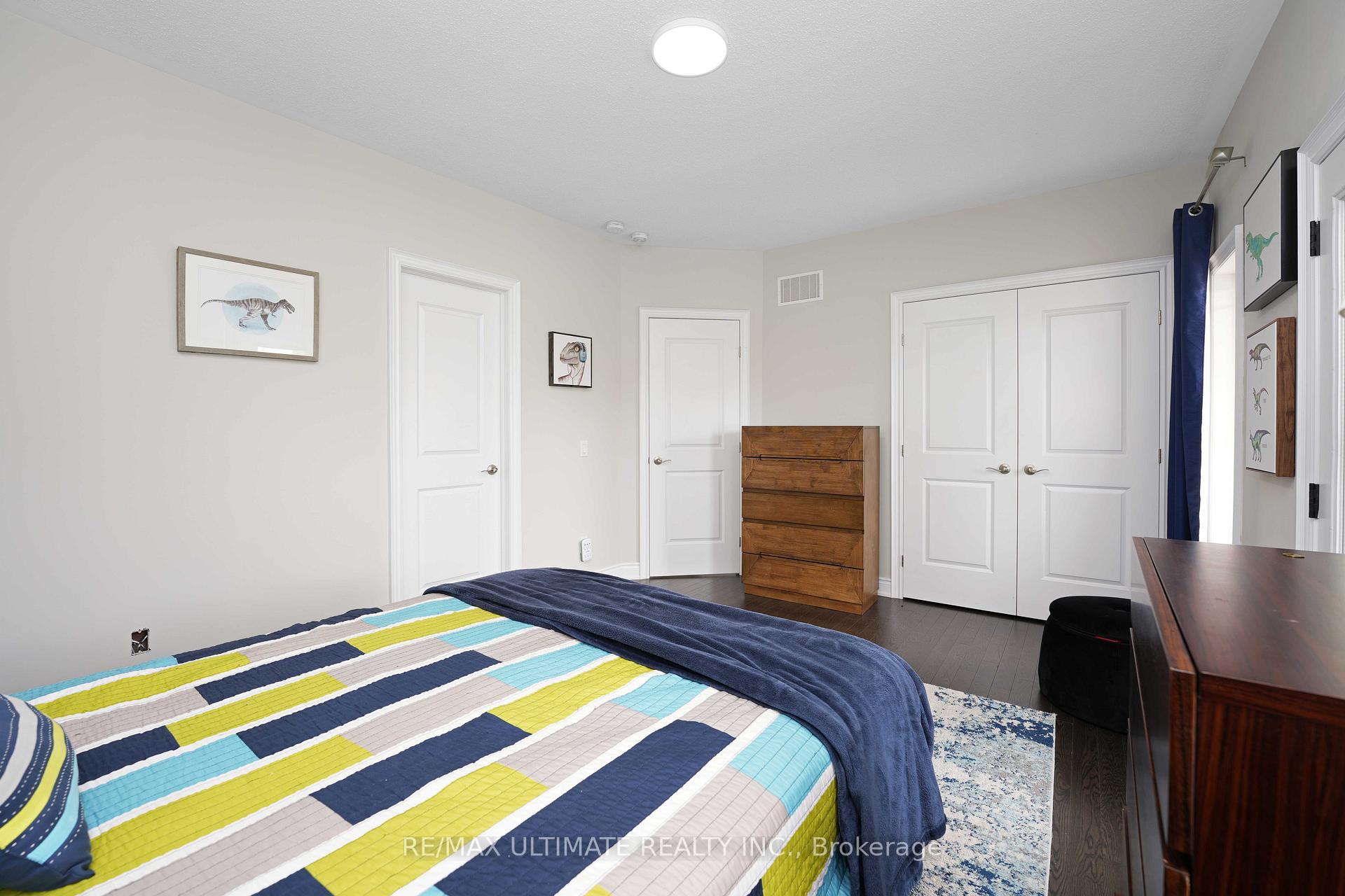 Photo 34 of 143 Dunrobin Crescent, Vaughan, Kleinburg — HOMEH