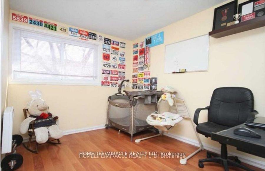 Photo 10 of Unit Upper, 41 Hindquarter Court, Brampton, Central Park — HOMEH