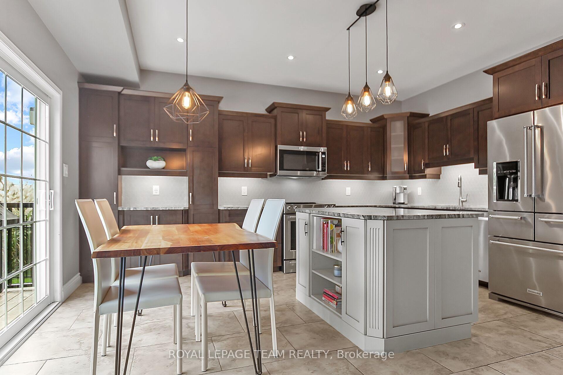 Photo 11 of 949 Rossburn Crescent, Ottawa, Barrhaven - Stonebridge — HOMEH
