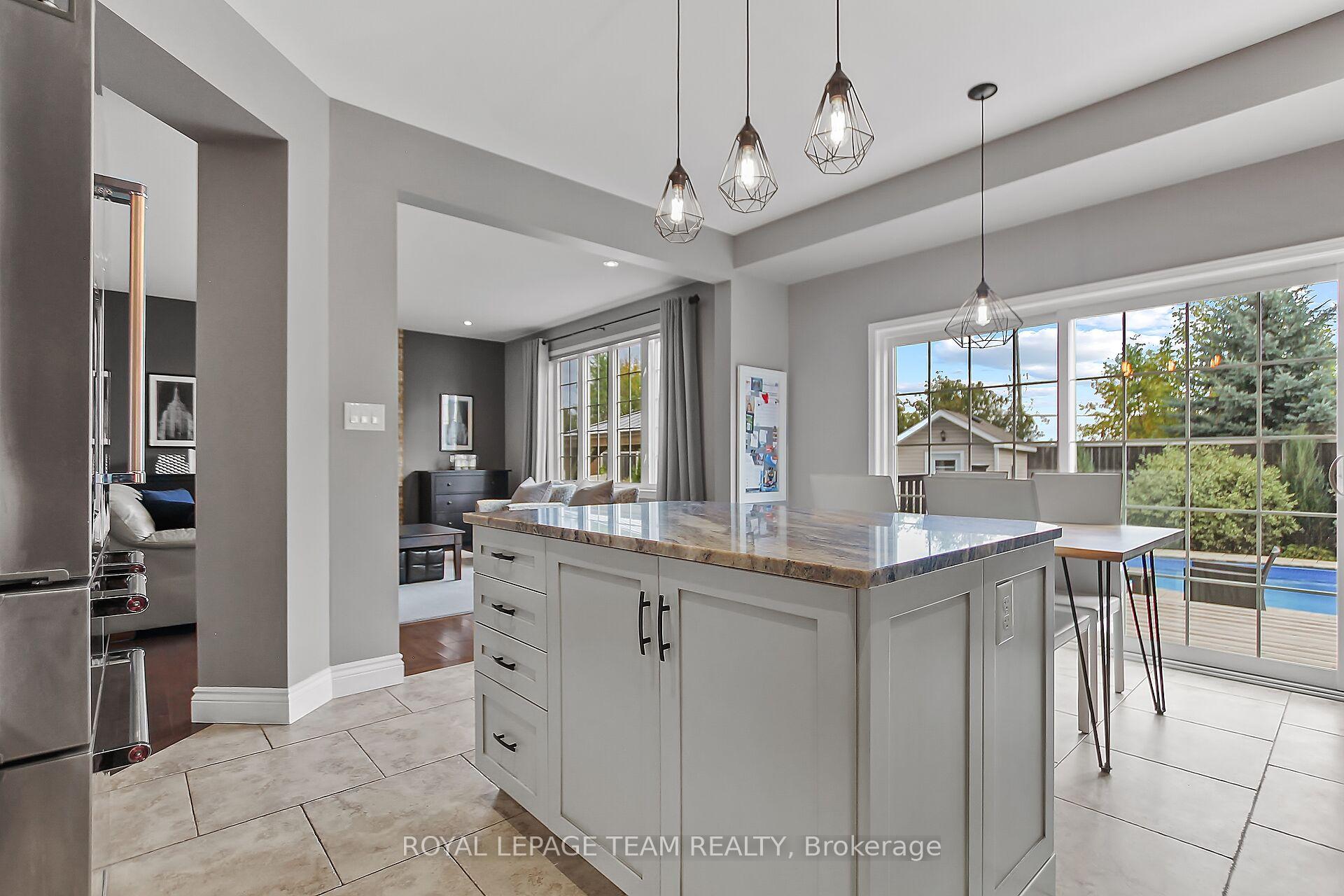 Photo 14 of 949 Rossburn Crescent, Ottawa, Barrhaven - Stonebridge — HOMEH