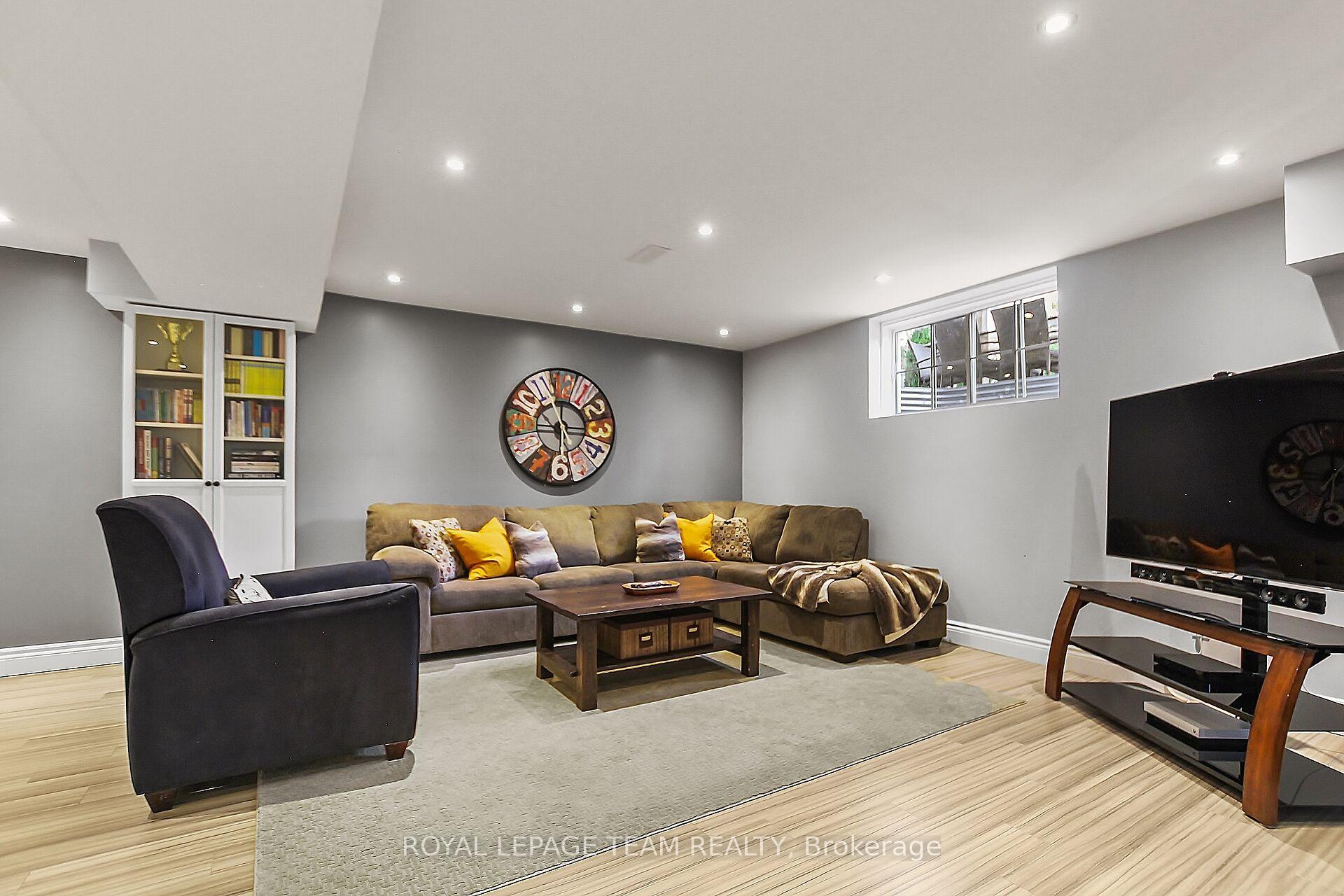 Photo 30 of 949 Rossburn Crescent, Ottawa, Barrhaven - Stonebridge — HOMEH