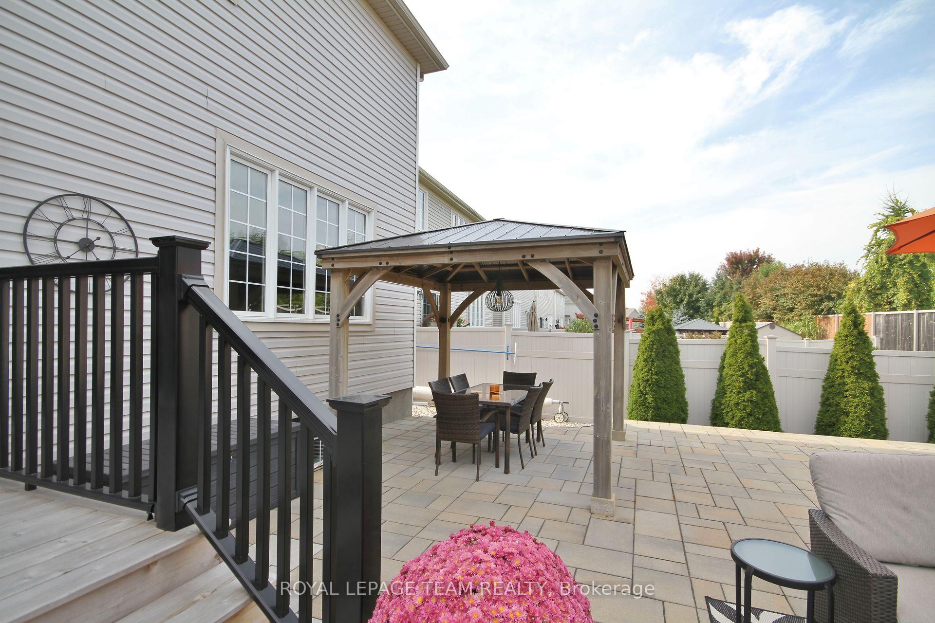 Photo 34 of 949 Rossburn Crescent, Ottawa, Barrhaven - Stonebridge — HOMEH