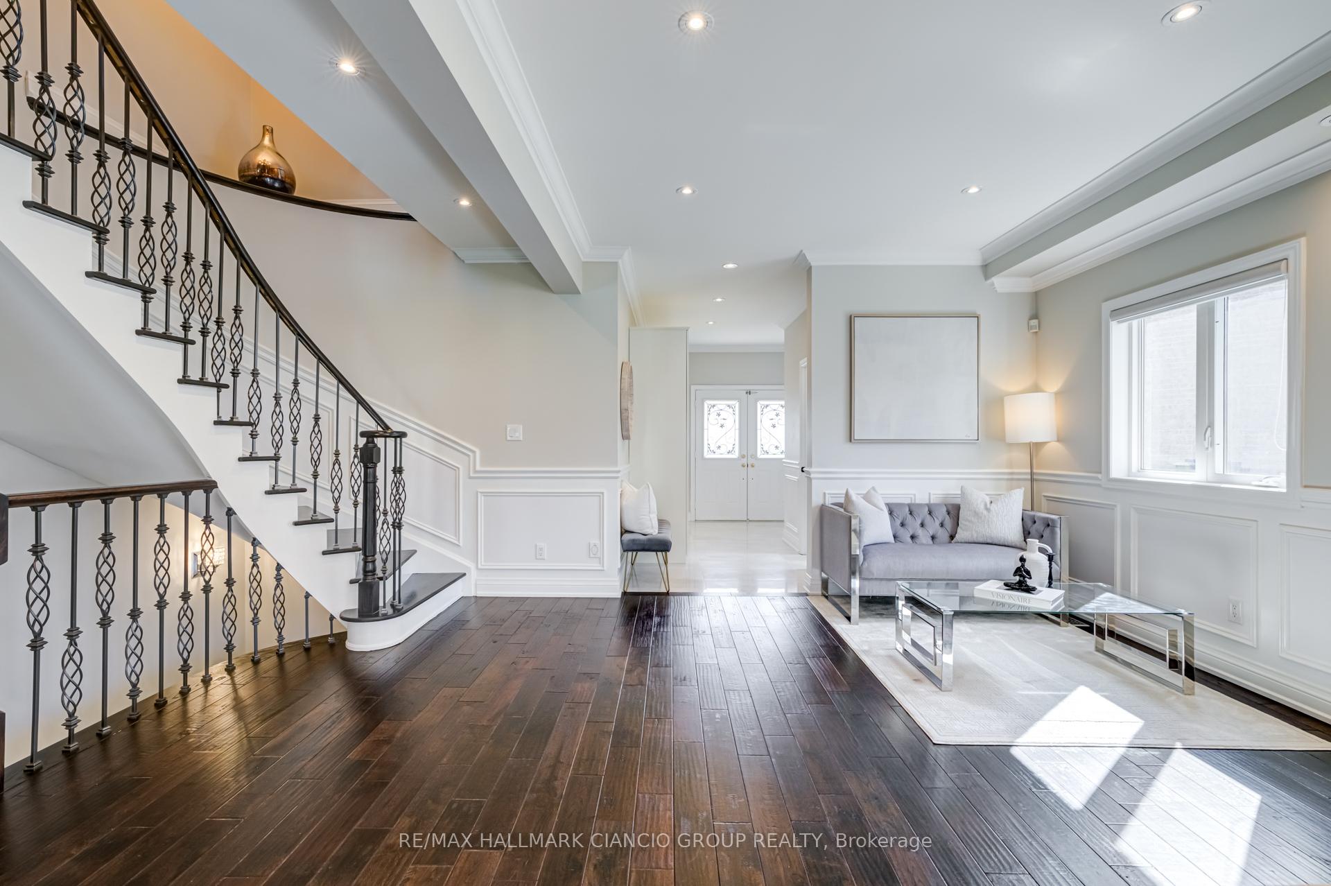 Photo 5 of 81 Aidan Drive, Vaughan, Vellore Village — HOMEH