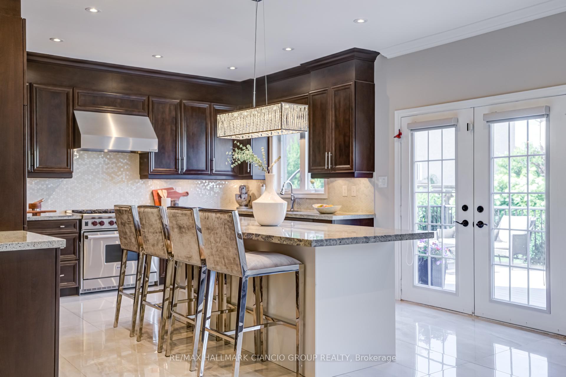 Photo 12 of 81 Aidan Drive, Vaughan, Vellore Village — HOMEH