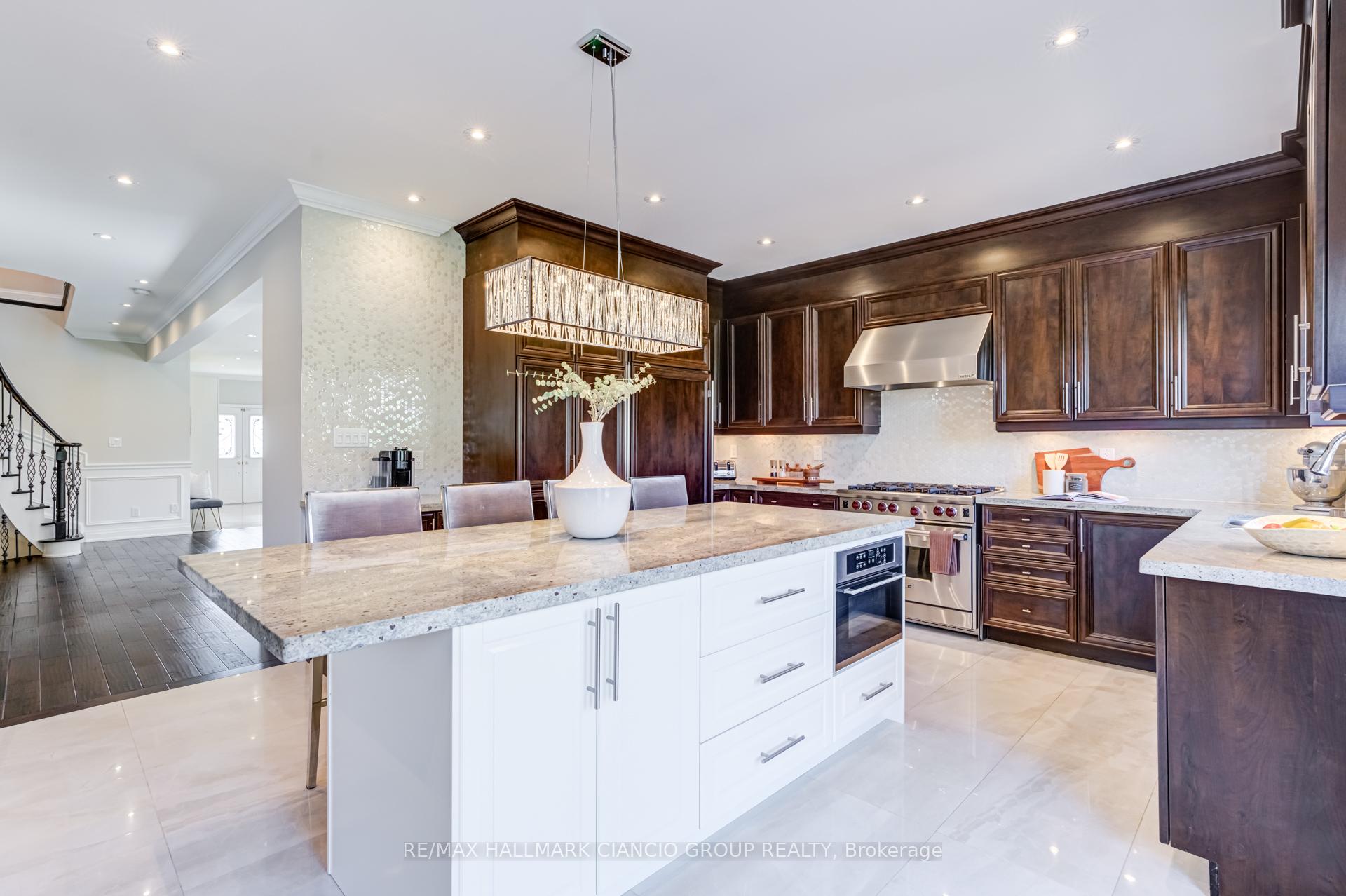 Photo 15 of 81 Aidan Drive, Vaughan, Vellore Village — HOMEH