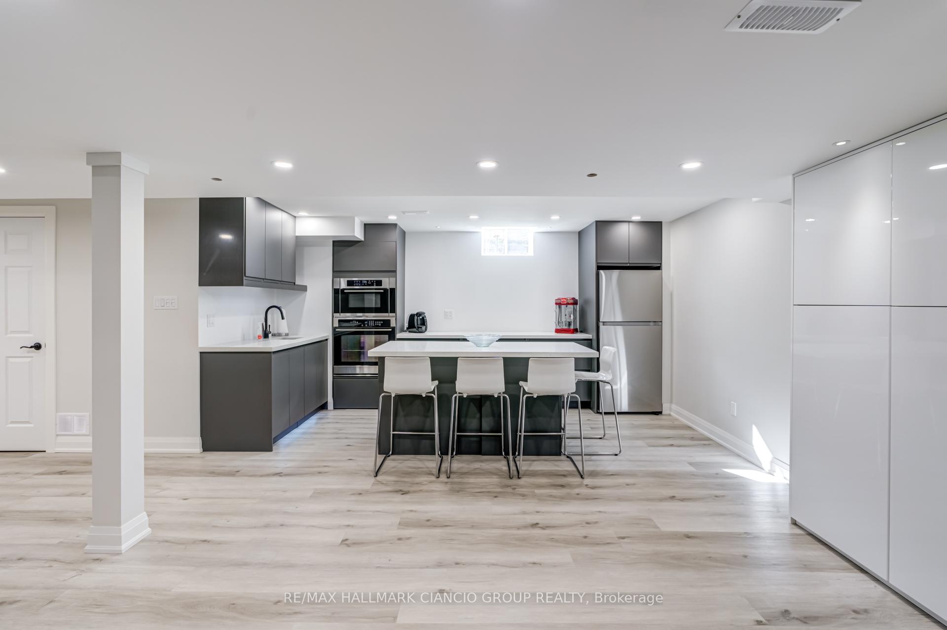 Photo 33 of 81 Aidan Drive, Vaughan, Vellore Village — HOMEH
