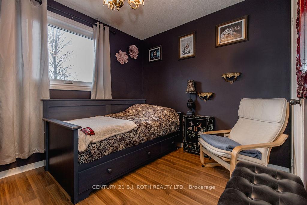 Photo 28 of 71 Garden Drive, Barrie, Allandale Heights — HOMEH