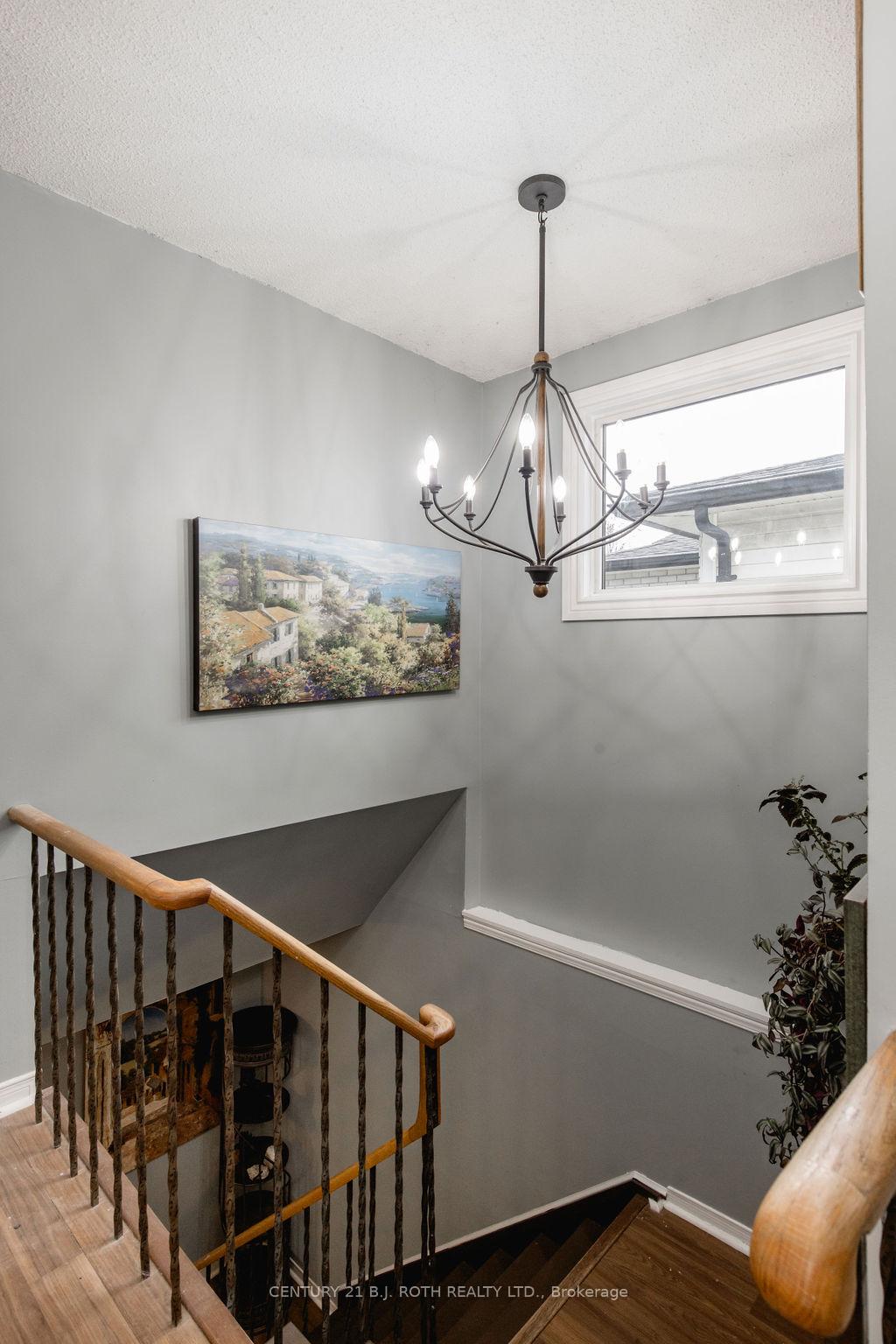 Photo 31 of 71 Garden Drive, Barrie, Allandale Heights — HOMEH