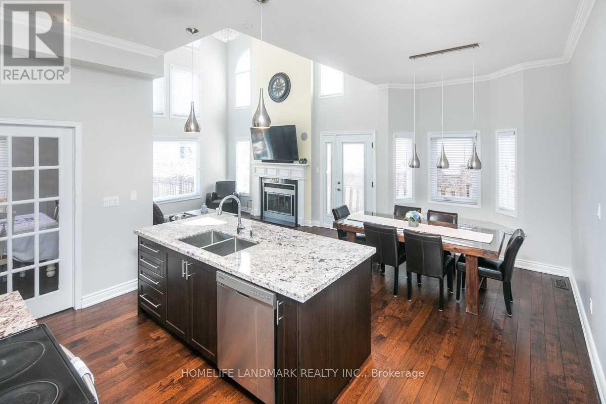 Photo 7 of 2151 Marc Lane, Burlington, Headon — HOMEH