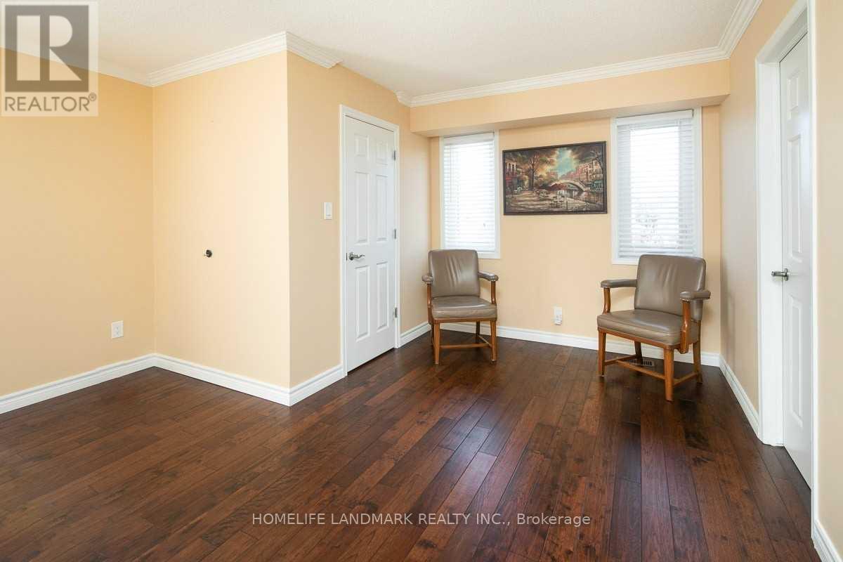 Photo 17 of 2151 Marc Lane, Burlington, Headon — HOMEH