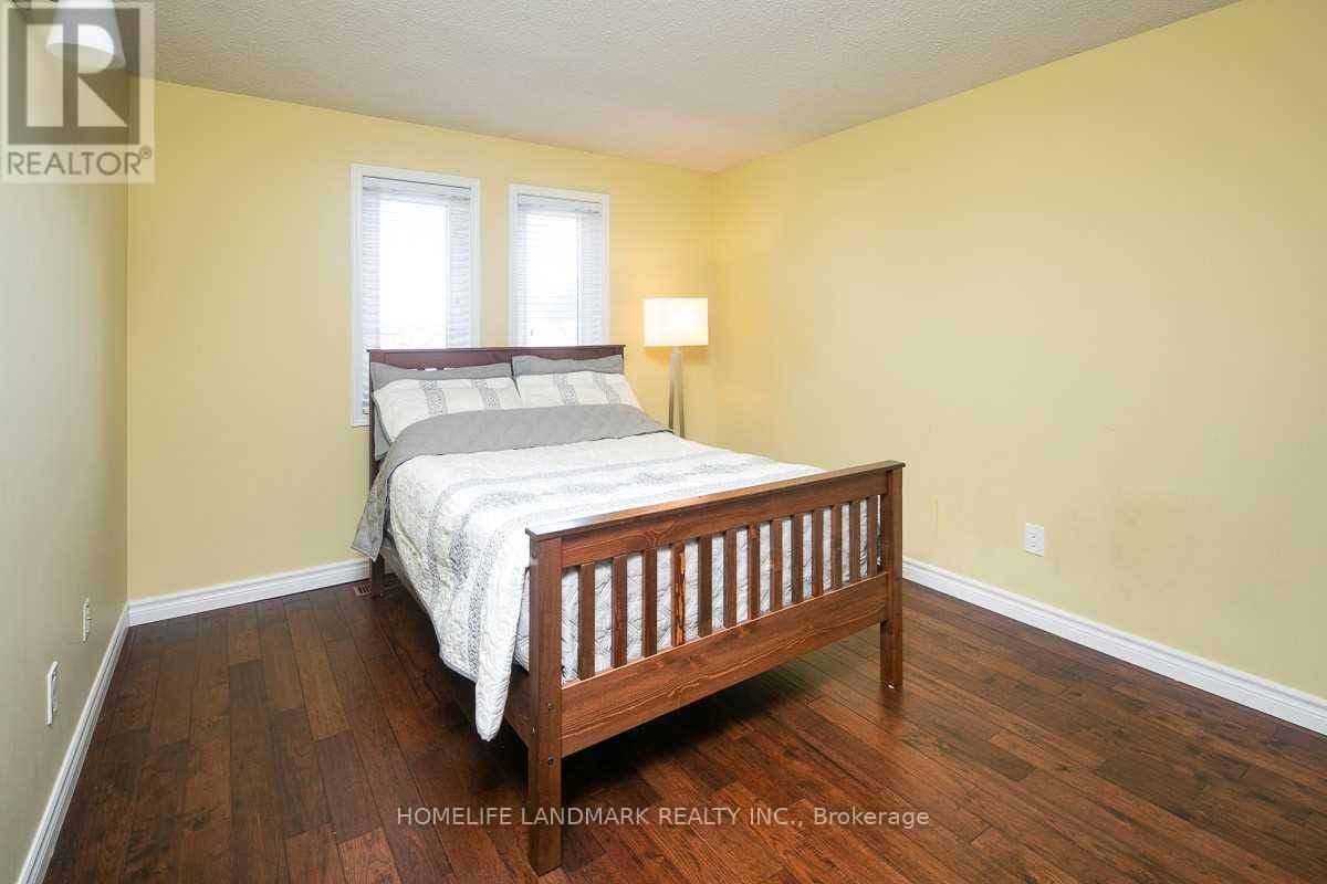 Photo 18 of 2151 Marc Lane, Burlington, Headon — HOMEH
