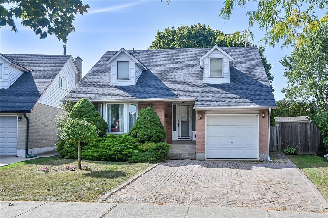 Photo 1 of 71 Kennard Street, Hamilton, Stoney Creek Mountain — HOMEH