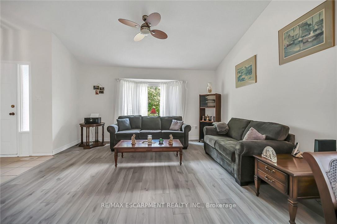 Photo 7 of 71 Kennard Street, Hamilton, Stoney Creek Mountain — HOMEH