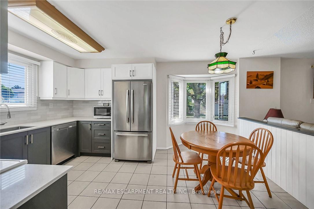 Photo 14 of 71 Kennard Street, Hamilton, Stoney Creek Mountain — HOMEH